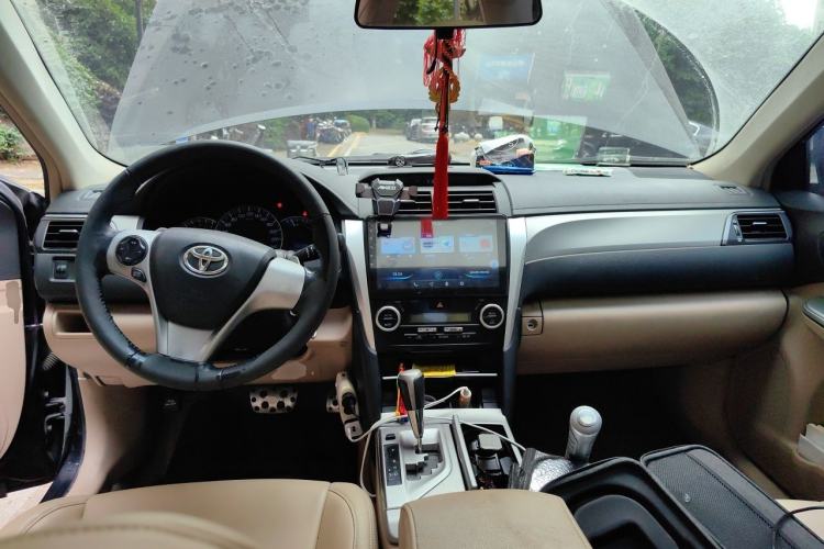 Used Toyota Camry 2012 Junrui 2.0S Radiant Edition Center Console