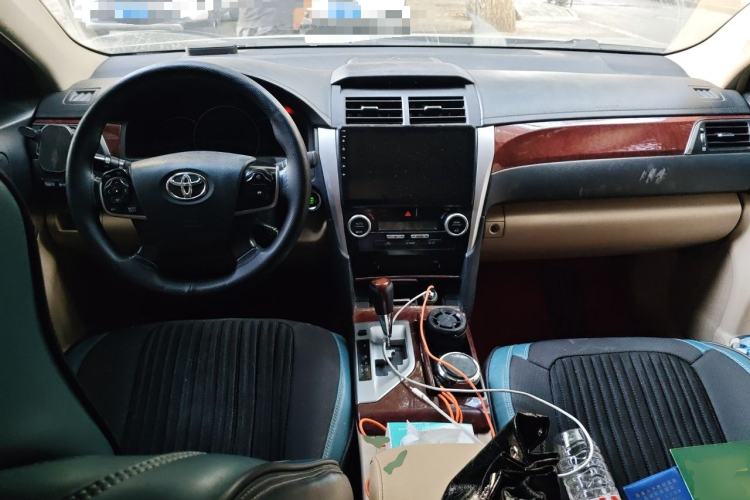 Used Toyota Camry 2012 2.5G Luxury Edition Center Console