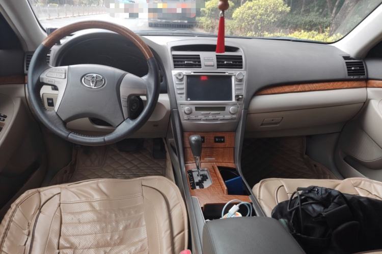 Used Toyota Camry 2012 200G Classic Luxury Edition Center Console