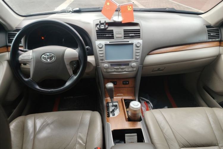 Used Toyota Camry 2012 200G Classic Luxury Edition Center Console