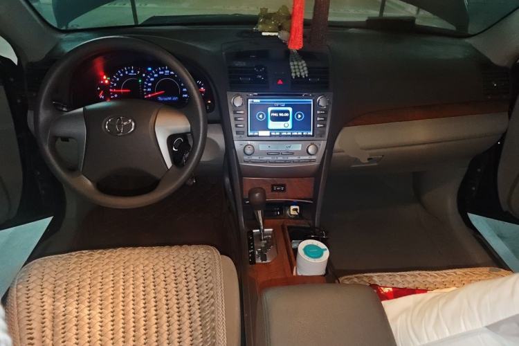 Used Toyota Camry 2012 200E Classic Elite Edition Center Console