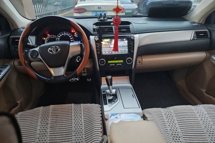 Used Toyota Camry 2012 Junrui 2.0S Radiant Edition Center Console