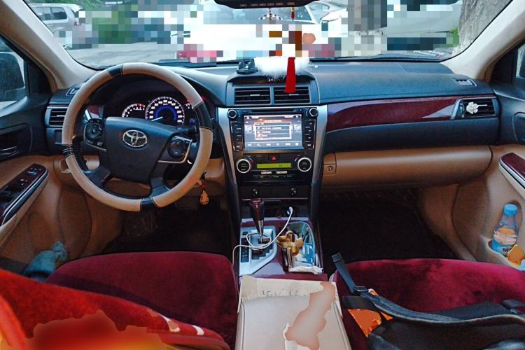 Used Toyota Camry 2012 2.0G Luxury Edition Center Console