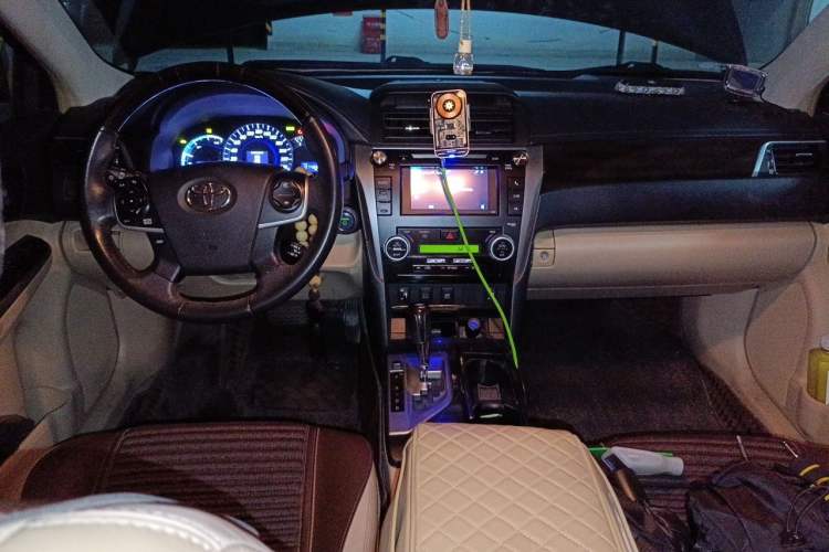 Used Toyota Camry 2012 Luxurious Edition 2.5HG Zunrui Center Console