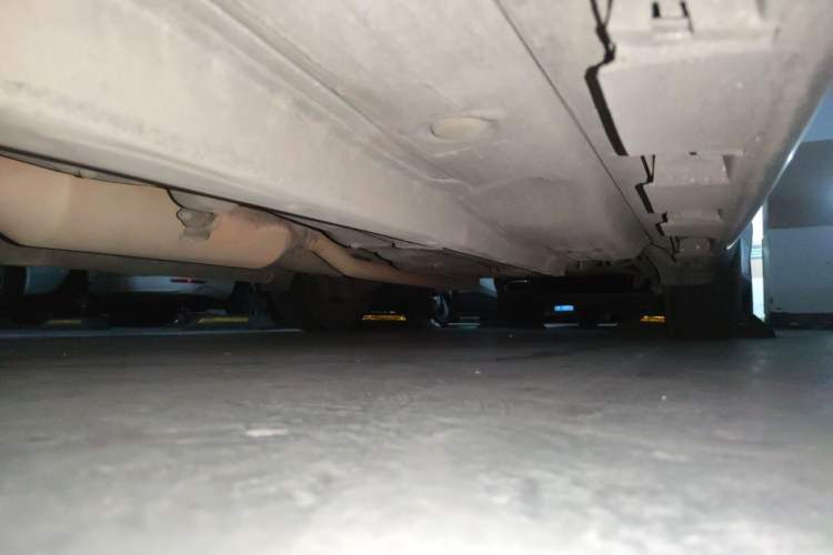 Used Toyota Camry 2012 200G Classic Luxury Edition Chassis Front Left