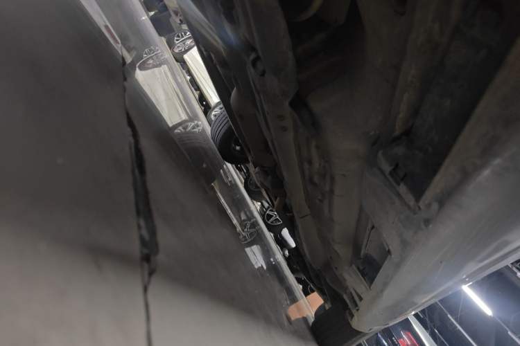 Used Toyota Camry 2012 2.0G Luxury Edition Chassis Rear Right