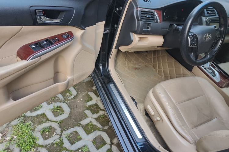 Used Toyota Camry 2012 2.0G Luxury Edition