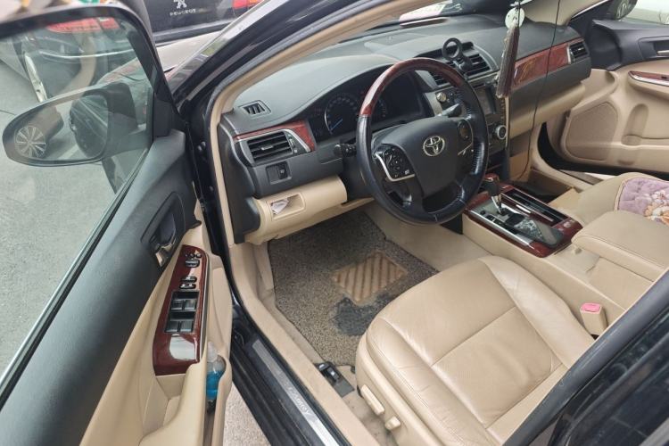Used Toyota Camry 2012 2.5G Luxury Edition Driver Seat