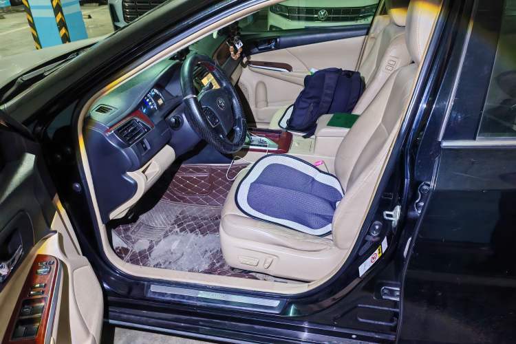 Used Toyota Camry 2012 2.5G Luxury Navigation Edition Driver Seat