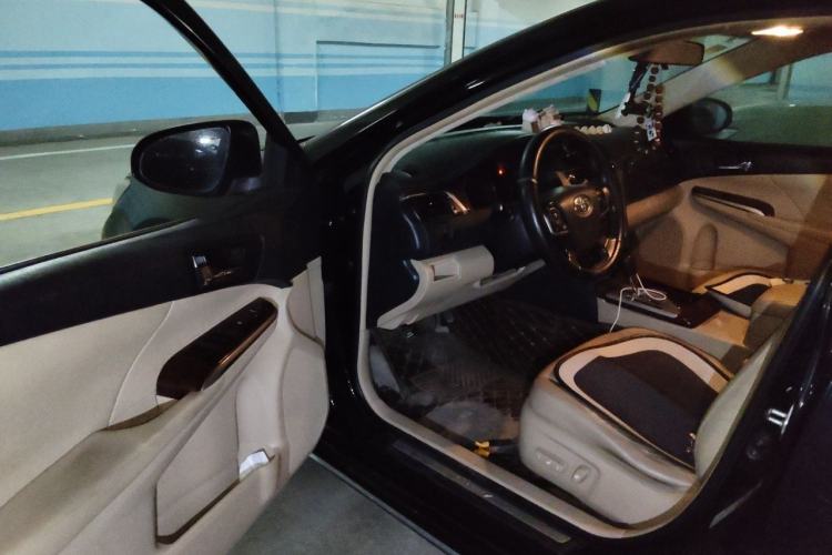 Used Toyota Camry 2012 2.5G Luxury Navigation Edition Driver Seat