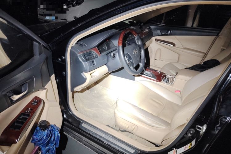 Used Toyota Camry 2012 2.5G Luxury Edition Driver Seat