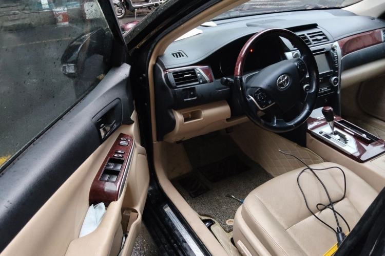 Used Toyota Camry 2012 2.5G Luxury Navigation Edition Driver Seat