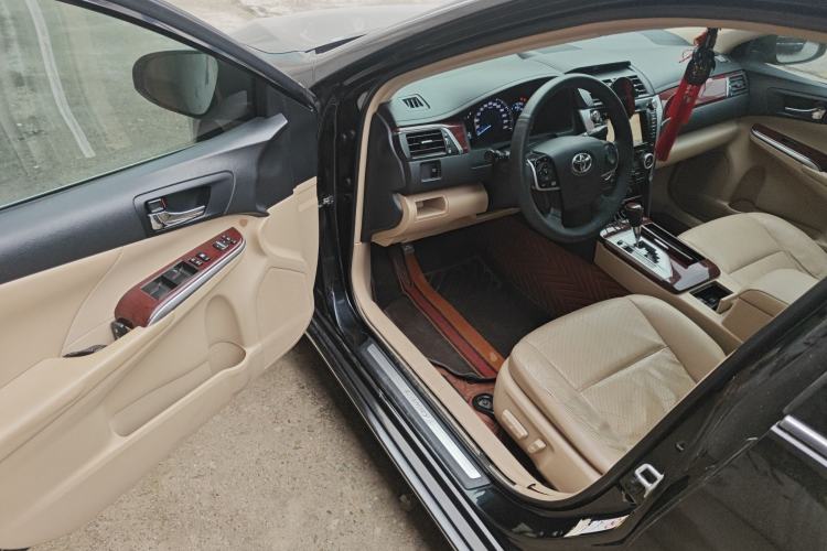 Used Toyota Camry 2012 2.5G Luxury Navigation Edition Driver Seat