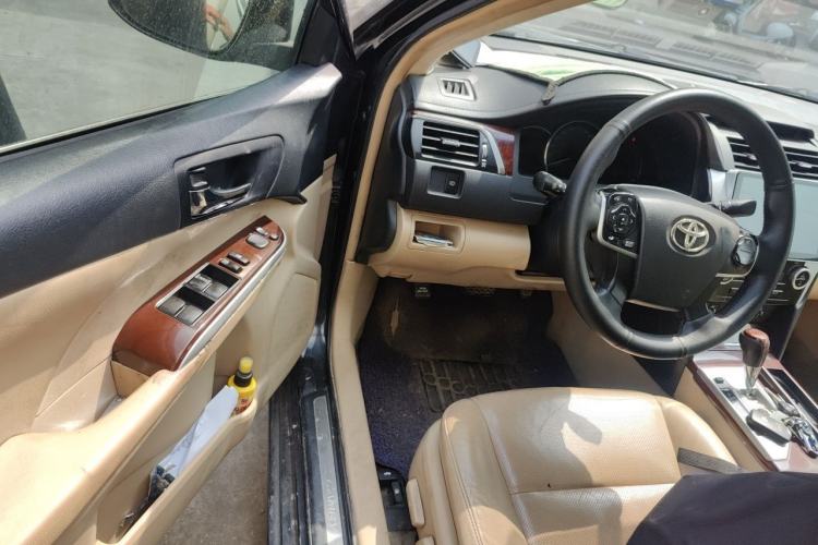 Used Toyota Camry 2012 2.0G Luxury Edition Driver Seat