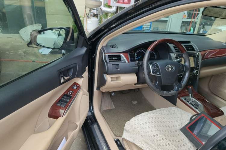 Used Toyota Camry 2012 2.5G Luxury Navigation Edition Driver Seat