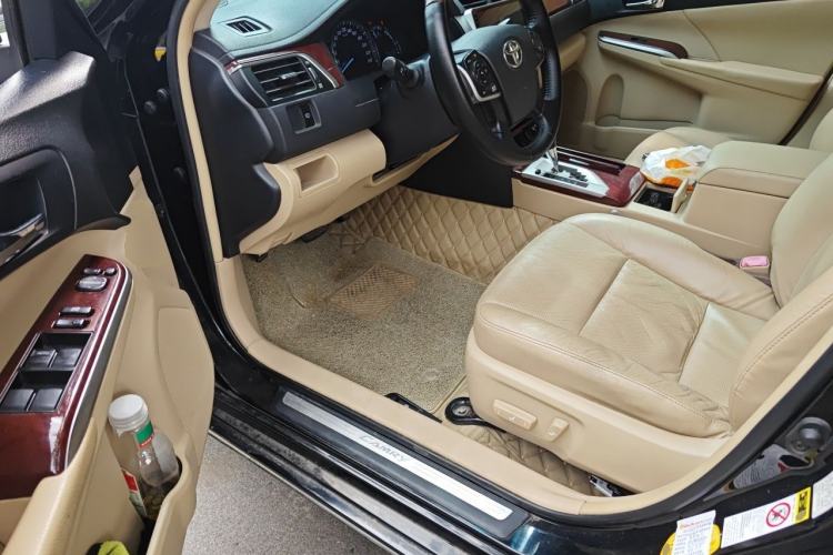 Used Toyota Camry 2012 2.5G Luxury Edition Driver Seat