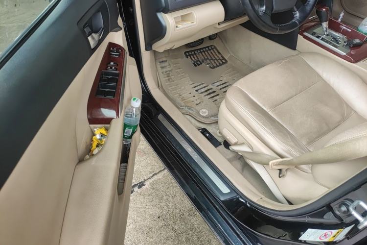 Used Toyota Camry 2012 2.5G Luxury Edition Driver Seat