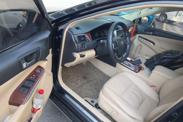 Used Toyota Camry 2012 2.0G Luxury Edition Driver Seat