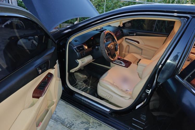 Used Toyota Camry 2012 2.0G Luxury Edition Driver Seat