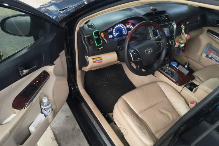 Used Toyota Camry 2012 2.5G Luxury Edition Driver Seat