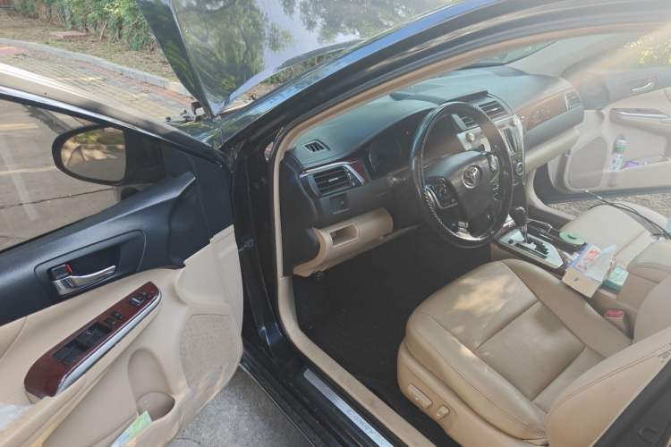 Used Toyota Camry 2012 2.0G Luxury Edition Driver Seat