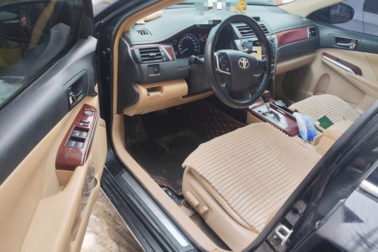 Used Toyota Camry 2012 2.5G Luxury Edition Driver Seat
