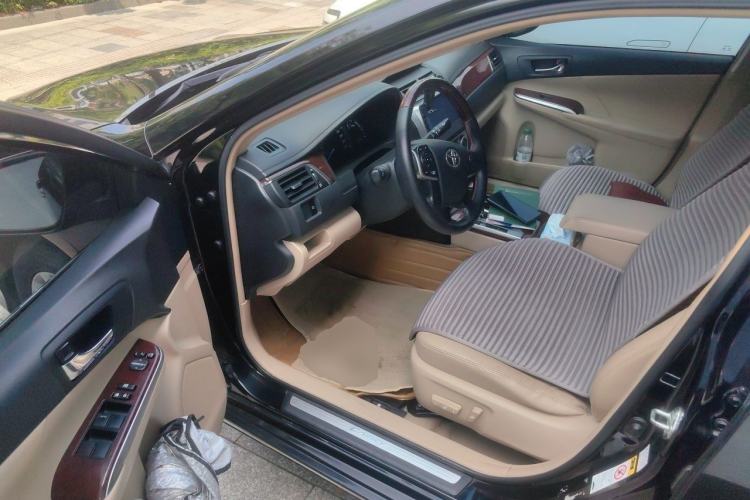Used Toyota Camry 2012 2.5G Luxury Edition Driver Seat