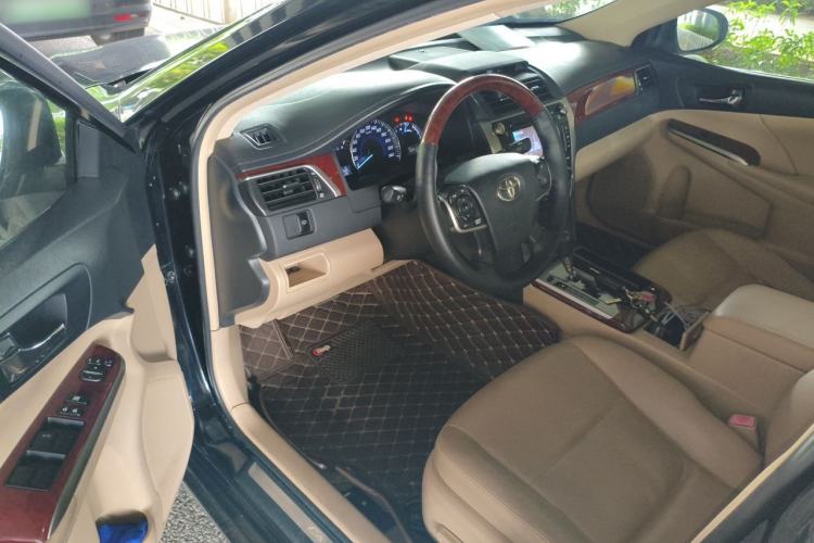 Used Toyota Camry 2012 2.5G Luxury Edition Driver Seat