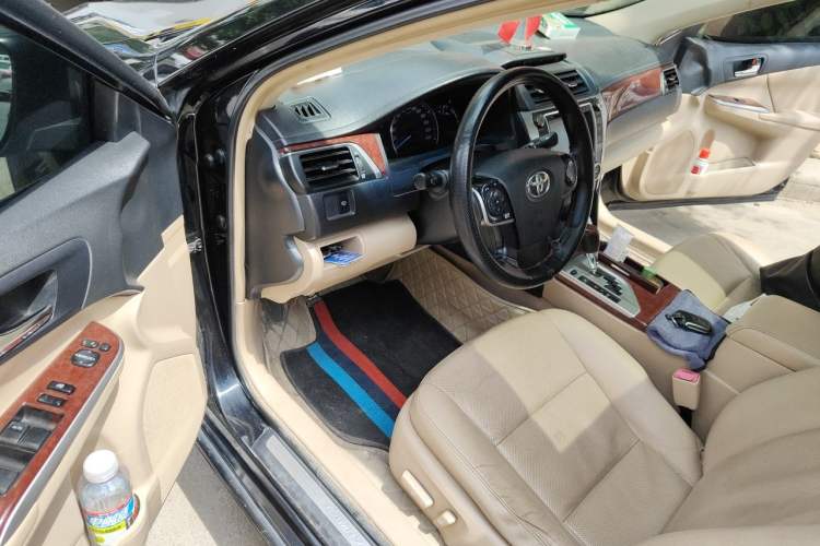 Used Toyota Camry 2012 2.5G Luxury Edition Driver Seat