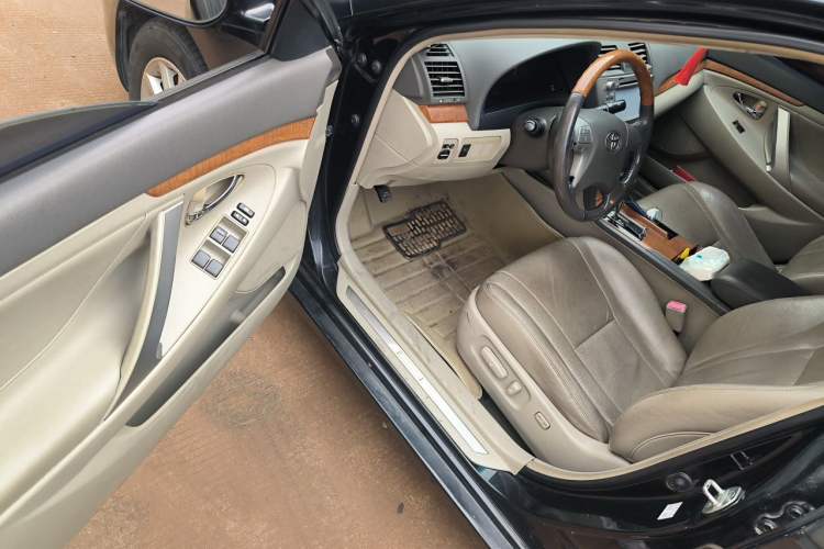 Used Toyota Camry 2012 200G Classic Luxury Edition Driver Seat