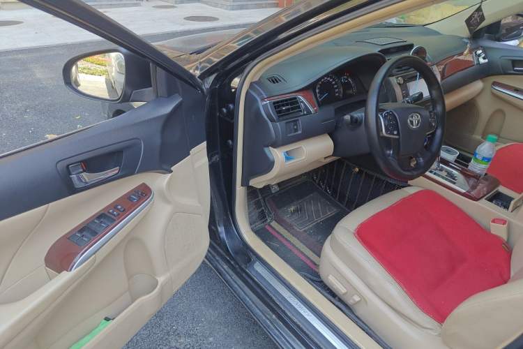 Used Toyota Camry 2012 2.0G Luxury Edition Driver Seat