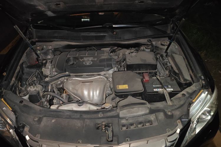 Used Toyota Camry 2012 2.5G Luxury Edition Engine Bay