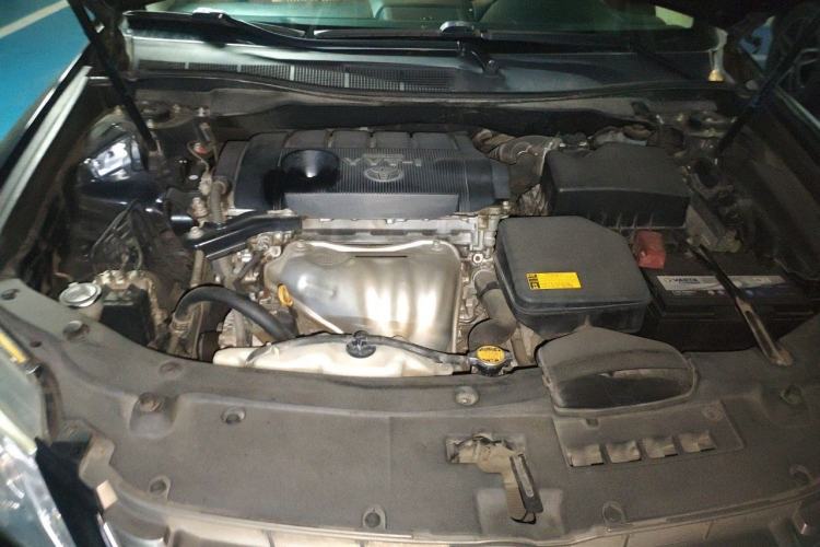 Used Toyota Camry 2012 2.5G Luxury Edition Engine Bay