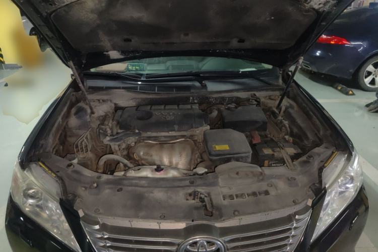 Used Toyota Camry 2012 2.5G Luxury Edition Engine Bay