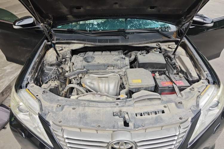 Used Toyota Camry 2012 2.5G Luxury Edition Engine Bay