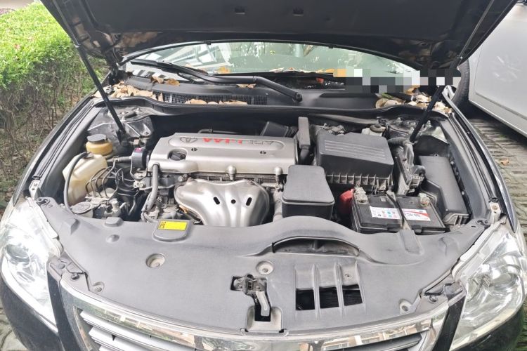 Used Toyota Camry 2012 200G Classic Luxury Edition Engine Bay