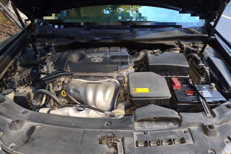 Used Toyota Camry 2012 2.5G Luxury Edition Engine Bay