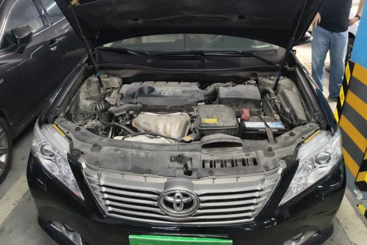 Used Toyota Camry 2012 2.5G Luxury Edition Engine Bay