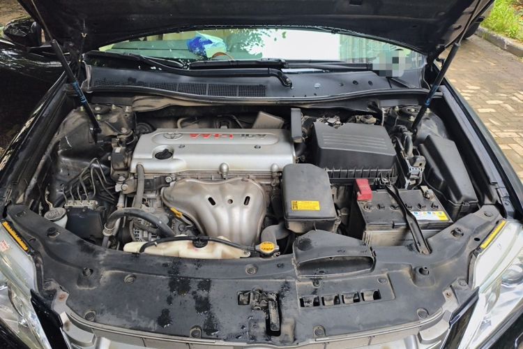 Used Toyota Camry 2012 2.0G Luxury Edition Engine Bay