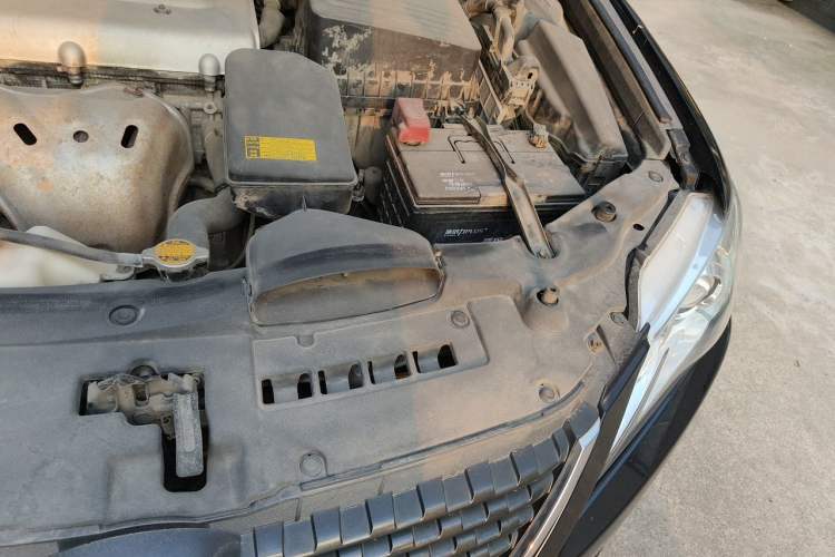 Used Toyota Camry 2012 Junrui 2.0S Radiant Edition Engine Bay Left