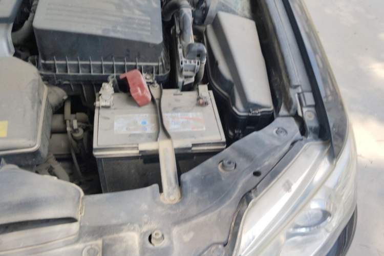 Used Toyota Camry 2012 Junrui 2.0S Radiant Edition Engine Bay Left