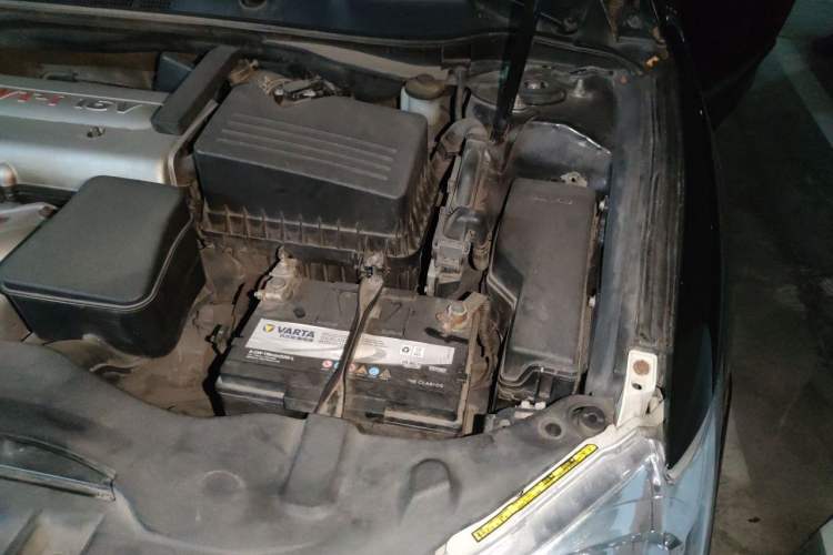 Used Toyota Camry 2012 200G Classic Luxury Edition Engine Bay Left