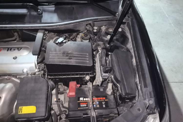 Used Toyota Camry 2012 Junrui 2.0S Radiant Edition Engine Bay Left