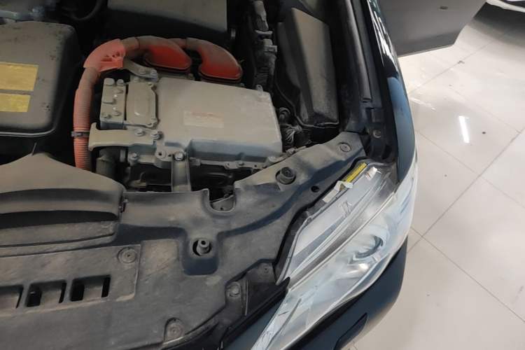 Used Toyota Camry 2012 Luxurious Edition 2.5HG Zunrui Engine Bay Left