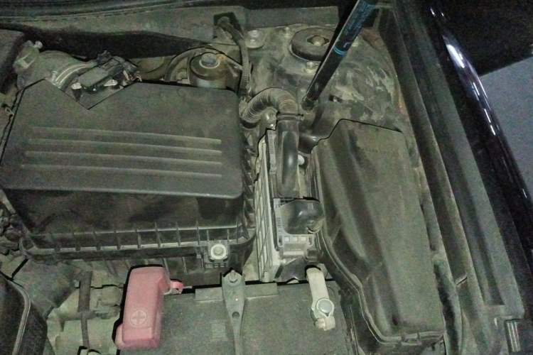 Used Toyota Camry 2012 Junrui 2.0S Radiant Edition Engine Bay Left