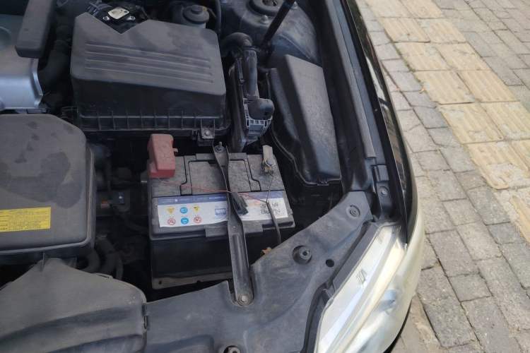 Used Toyota Camry 2012 Junrui 2.0S Radiant Edition Engine Bay Left