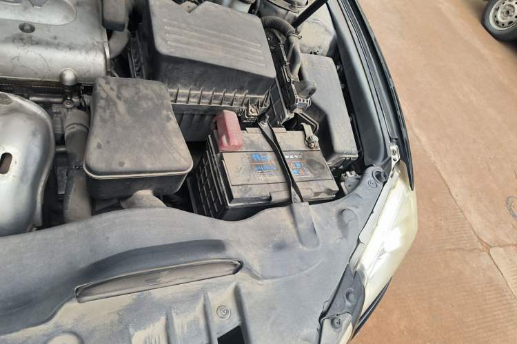 Used Toyota Camry 2012 200G Classic Luxury Edition Engine Bay Left
