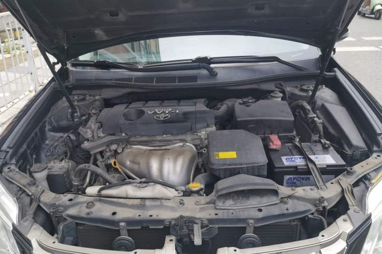 Used Toyota Camry 2012 2.5G Luxury Edition Engine Bay