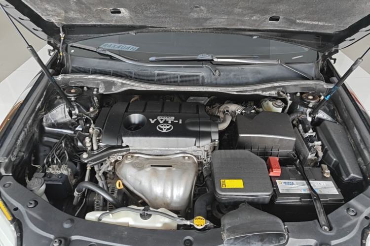 Used Toyota Camry 2012 2.5G Luxury Edition Engine Bay
