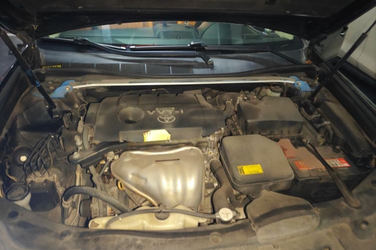 Used Toyota Camry 2012 2.5G Luxury Edition Engine Bay